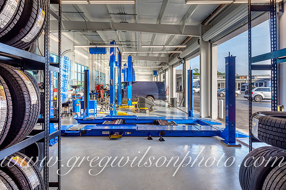 Tandem Construction, Sarasota Ford Redesign