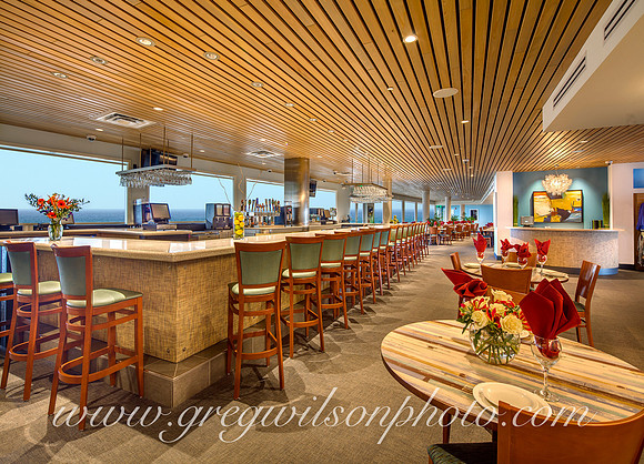 Architect Baron Schimberg's Beachhouse Restaurant Design