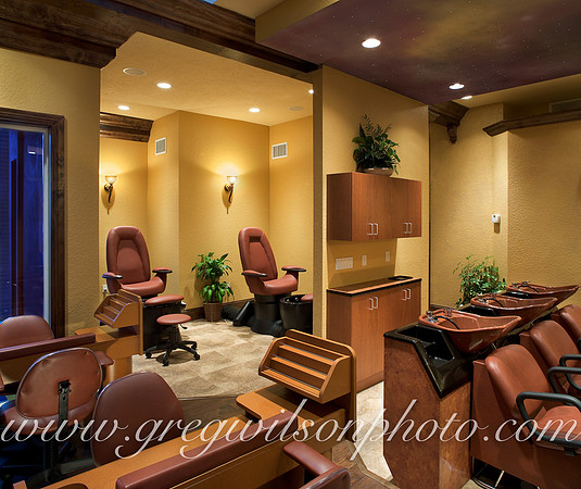 Diane K Salon, Sarasota, Florida